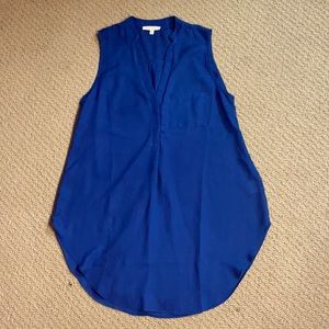 Evereve, size small royal blue dress top